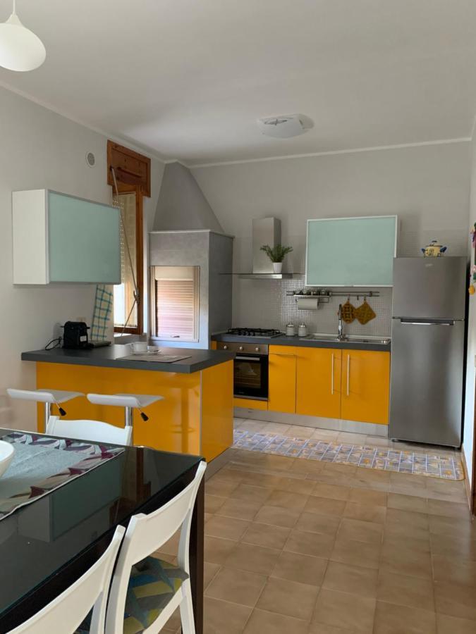 A Casa Di Barbara Villa Галатоне Екстериор снимка