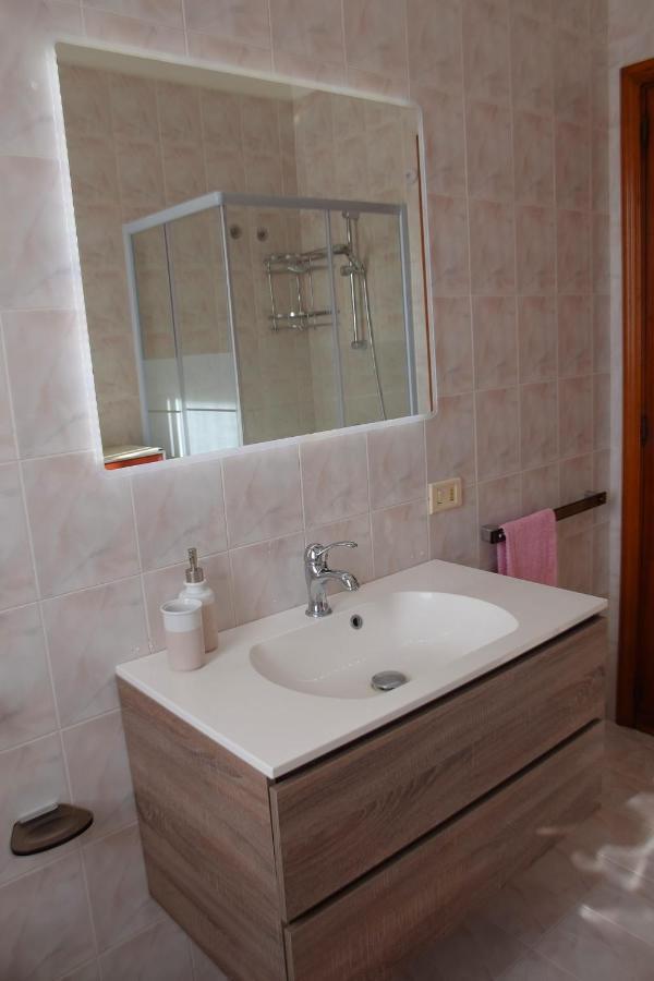 A Casa Di Barbara Villa Галатоне Екстериор снимка